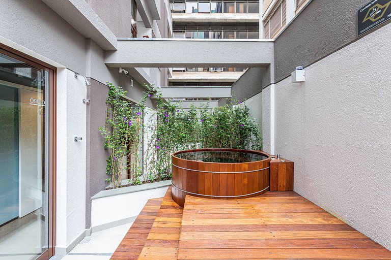 Estúdio em prédio com Jacuzzi próx da Av. Paulista