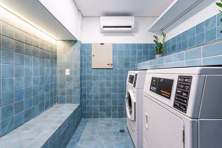 Estúdio em prédio com Jacuzzi próx da Av. Paulista
