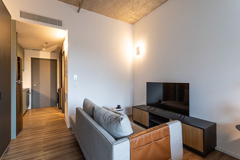 Studio em prédio com coworking e academia