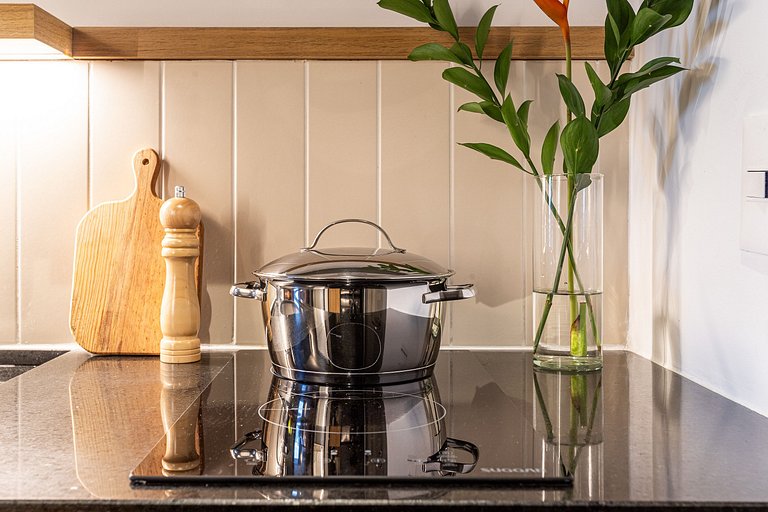 Studio em prédio c coworking e piscina | Pinheiros