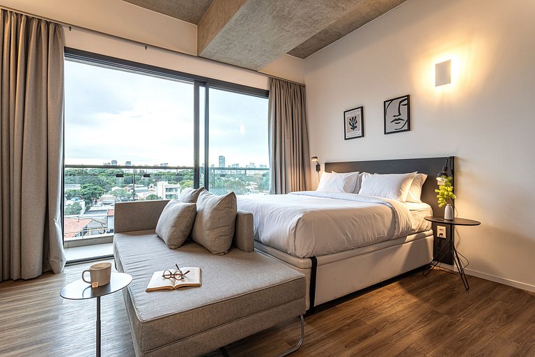 Studio, prédio c piscina, próx metrô