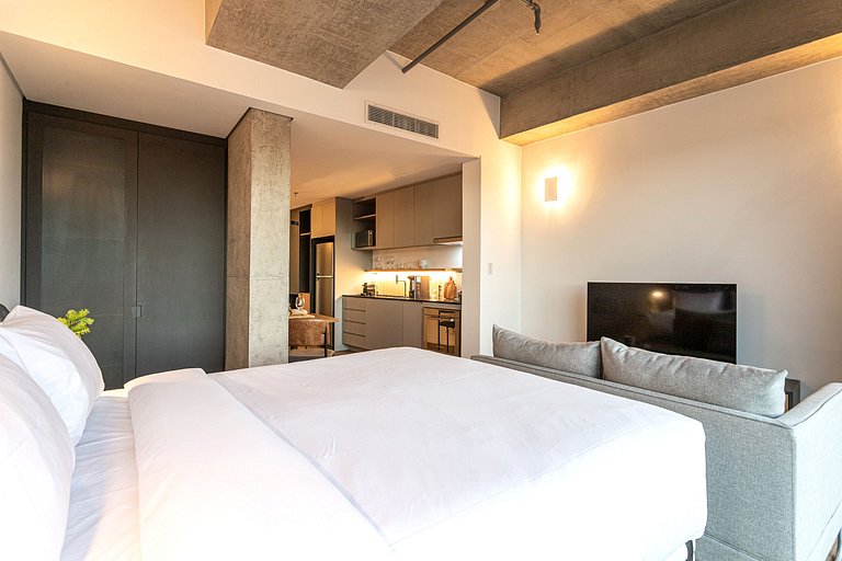 Studio, prédio c coworking, piscina, próx metrô