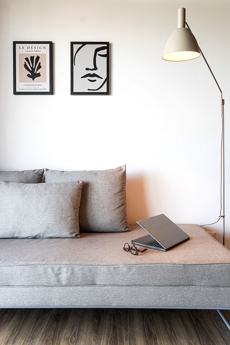 Apto moderno, prédio c coworking, terraço, piscina