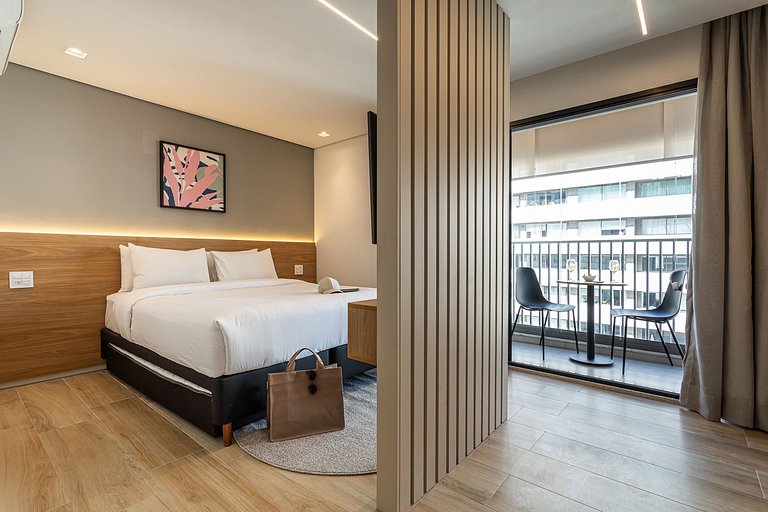 Studio em prédio c piscina próx Av Paulista