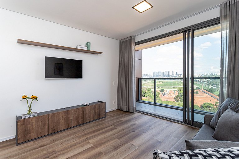 1 quarto c varanda fácil acesso Metrô Faria Lima