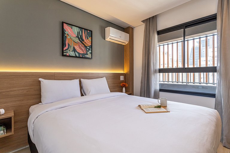 Apto c 1 dorm, varanda próx ao MASP | Av Paulista
