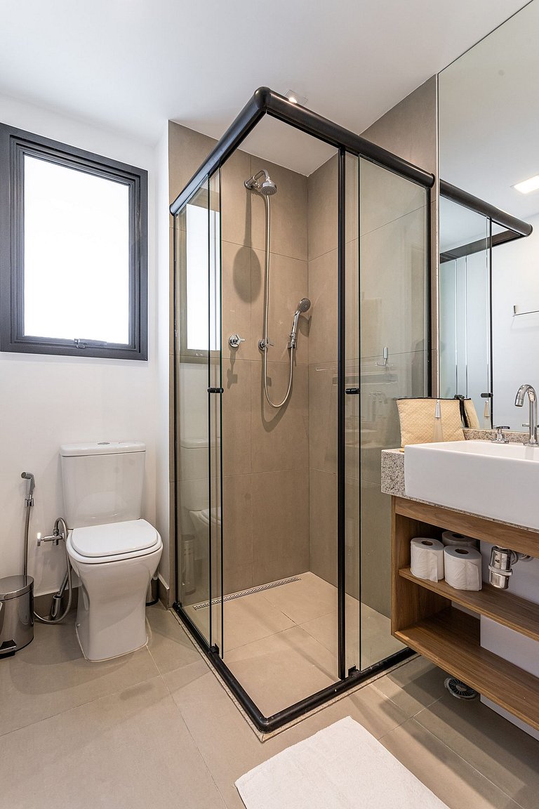 Apto c 1 dorm, varanda próx ao MASP | Av Paulista