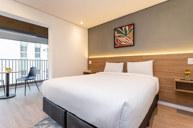 Studio em prédio c piscina próx Av Paulista