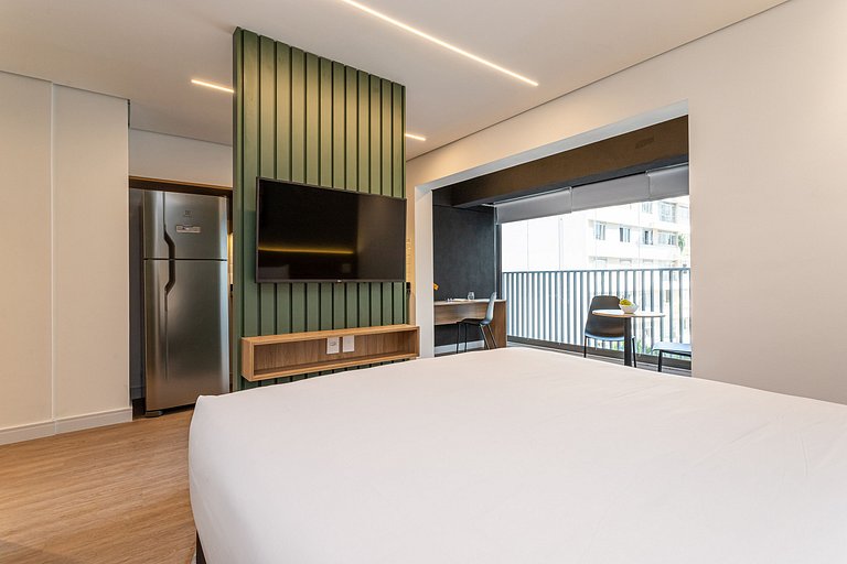 Studio em prédio c piscina próx Av Paulista
