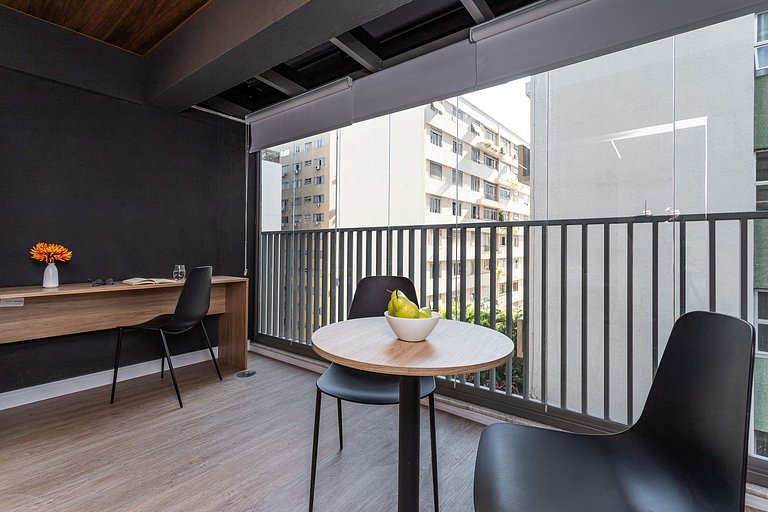 Prédio c piscina e café da manhã Av Paulista