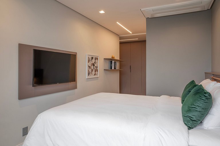Apto luxuoso de 2 quartos | Balneário Shopping