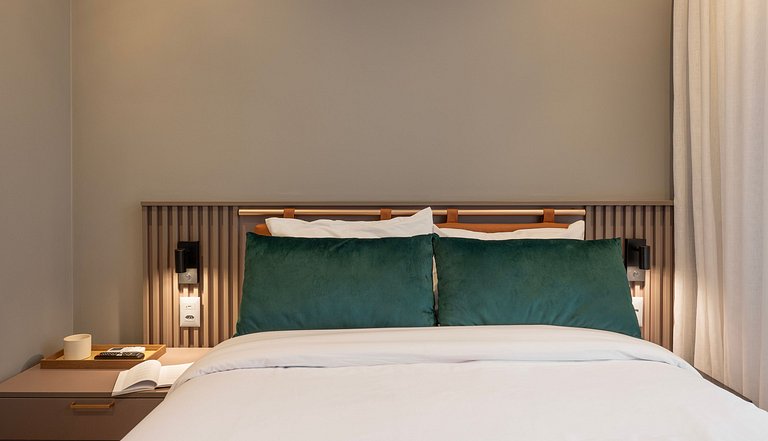 Apto luxuoso de 2 quartos | Balneário Shopping
