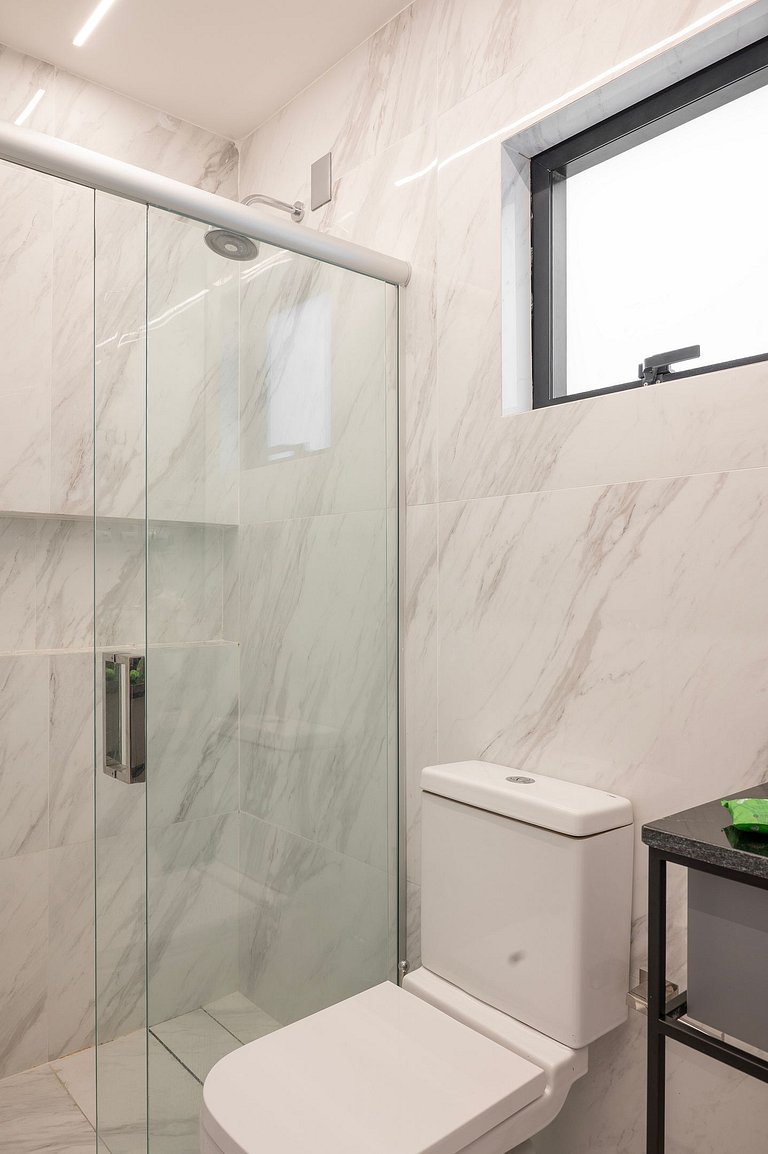 Apto 2 quartos, prédio luxuoso com lazer completo