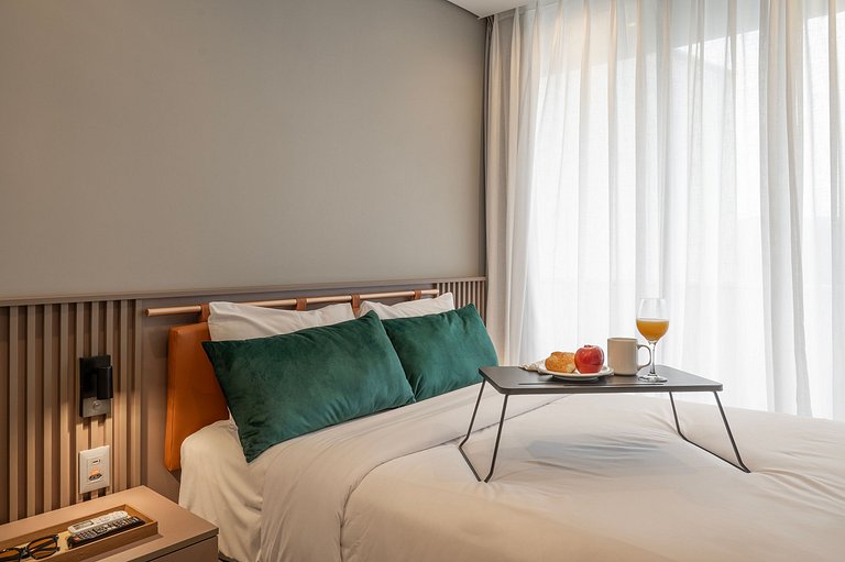 Apto 2 quartos, prédio luxuoso com lazer completo