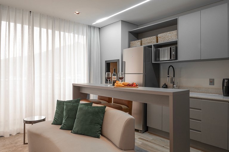 Apto 2 quartos, prédio luxuoso com lazer completo