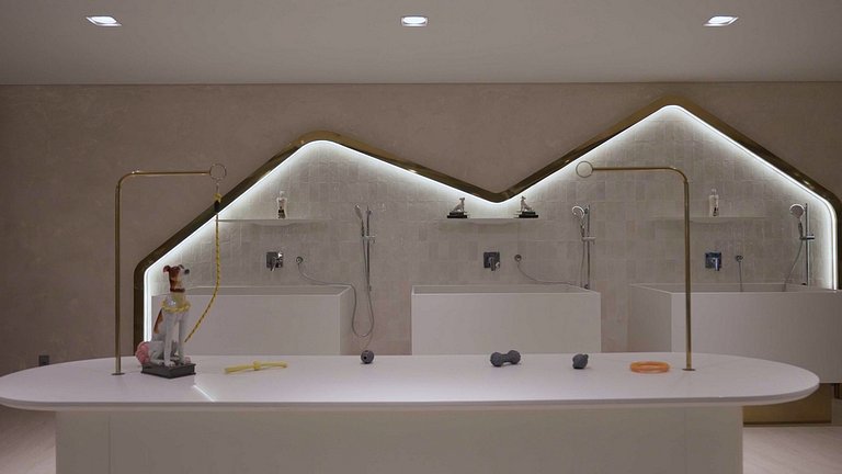 Apto de 2 quartos ao lado do Balneário Shopping