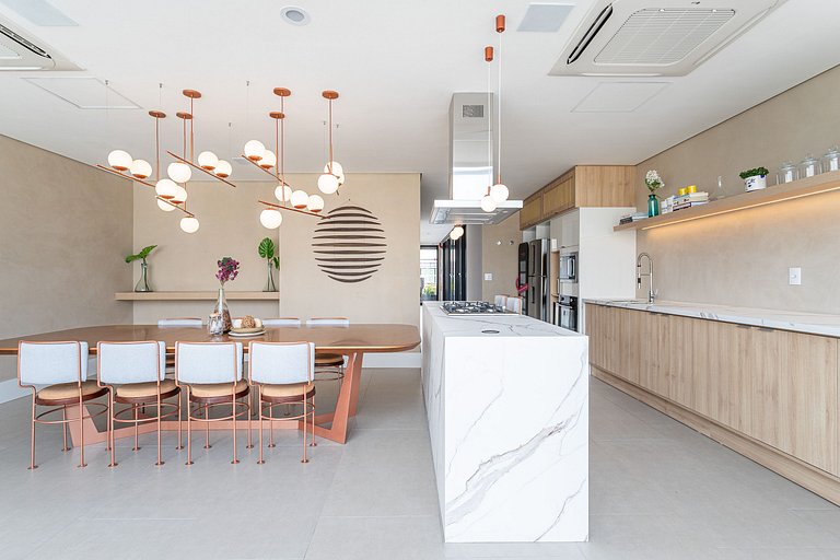 Estúdio com cama queen e varanda próx Av Paulista