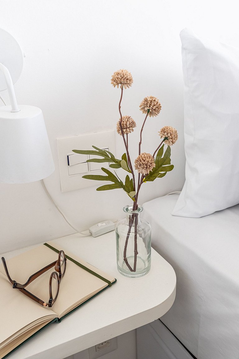 Estúdio completo Piscina no coração da Vl Madalena