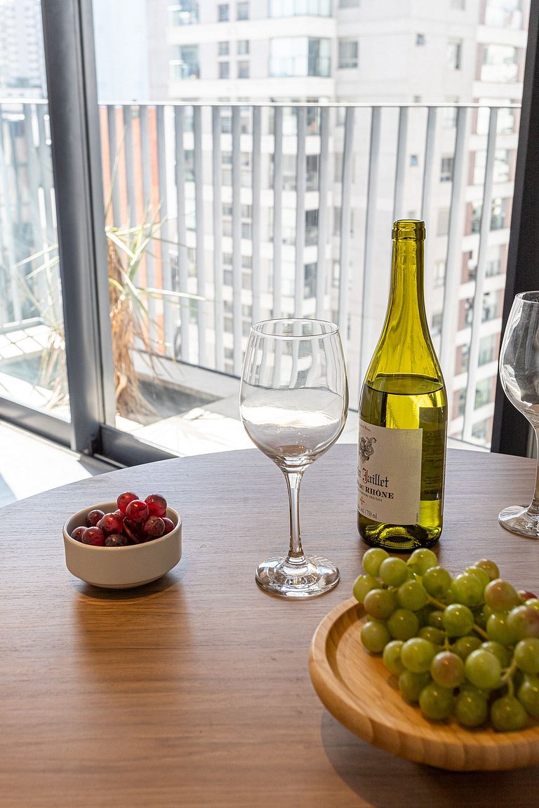 Estúdio completo Piscina no coração da Vl Madalena