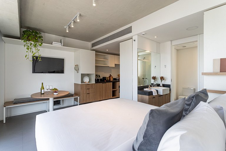 Estúdio completo Piscina no coração da Vl Madalena