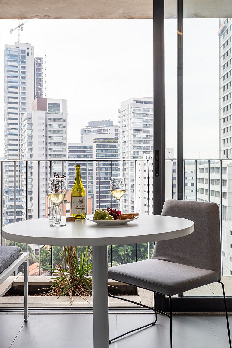 Estúdio completo Prédio com Piscina na Vila Madá