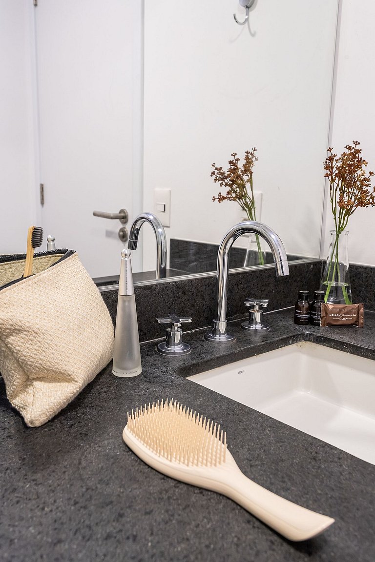 Estúdio completo Prédio com Piscina na Vila Madá