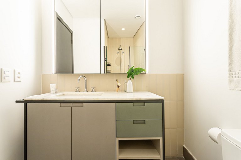 Studio em prédio c coworking e piscina | Pinheiros