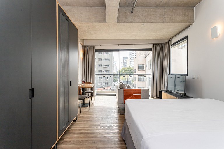 Studio em prédio c coworking e piscina | Pinheiros