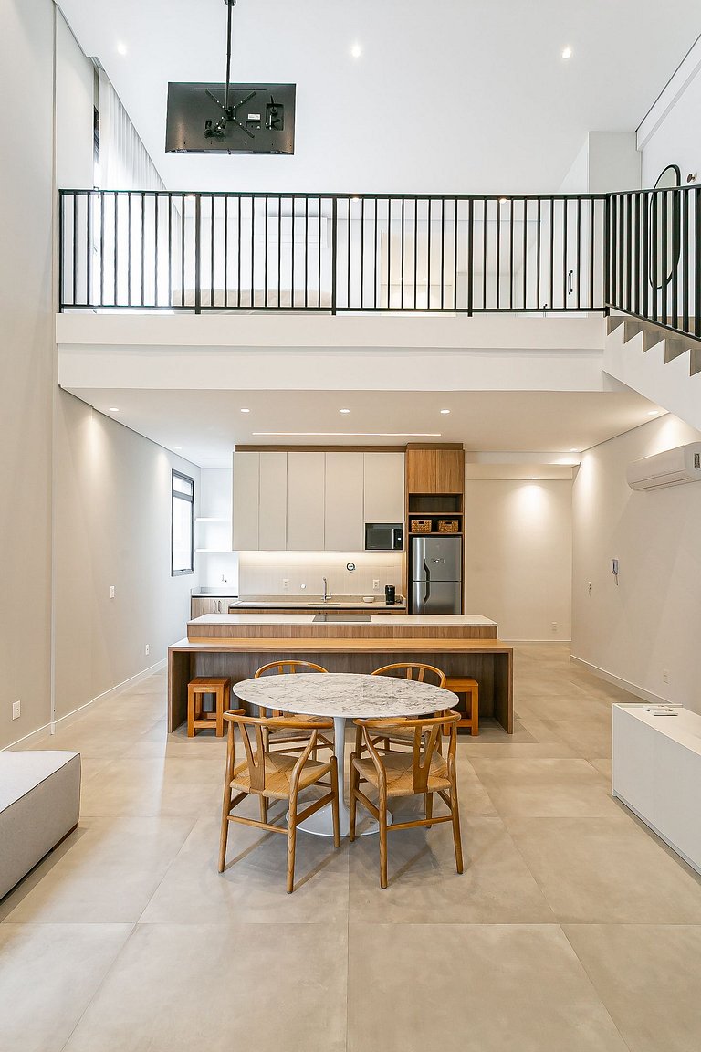 Praticidade e Conforto | Duplex em prédio completo