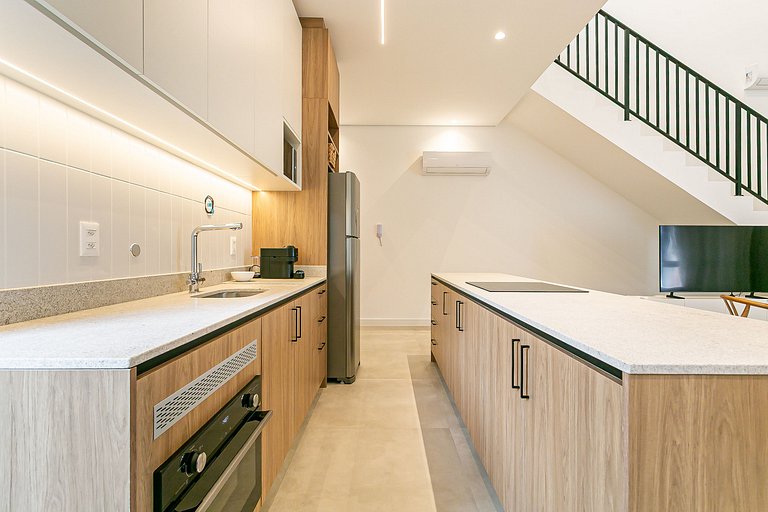 Praticidade e Conforto | Duplex em prédio completo
