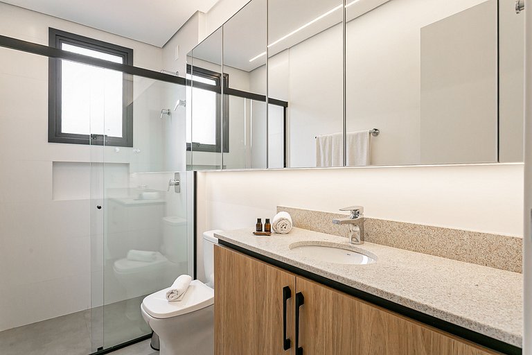 Praticidade e Conforto | Duplex em prédio completo