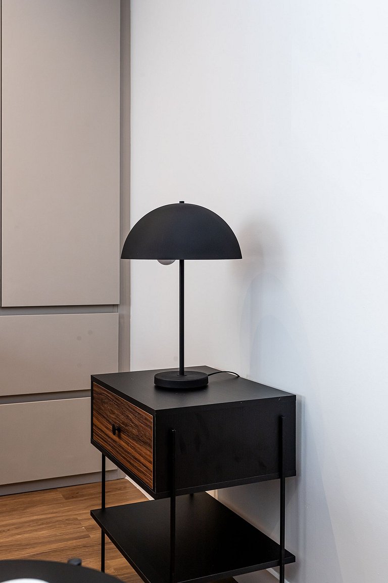 Estúdio adaptado c cama Queen | Ayra Higienópolis