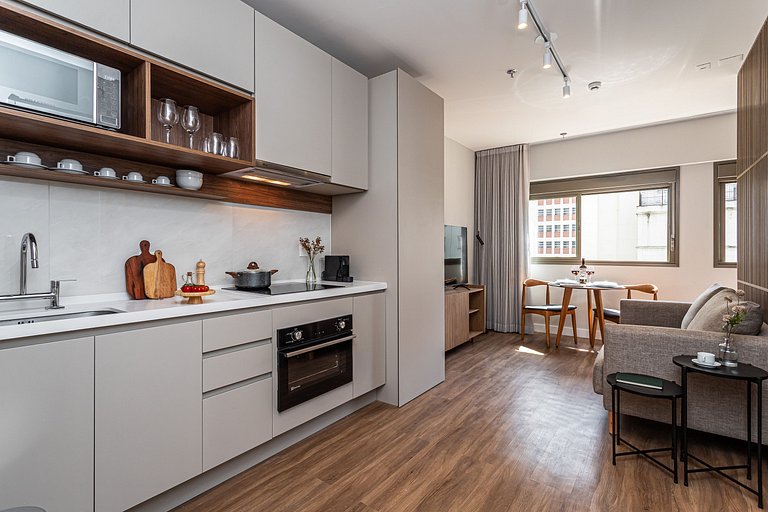 Estúdio adaptado c cama Queen | Ayra Higienópolis