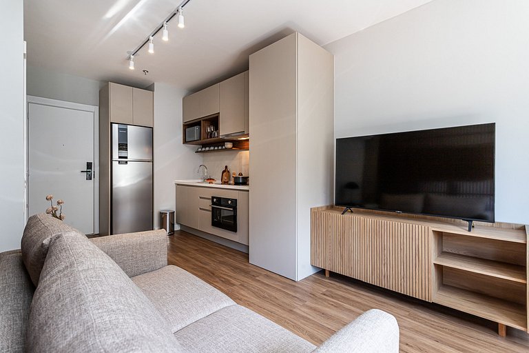 Estúdio adaptado c cama Queen | Ayra Higienópolis