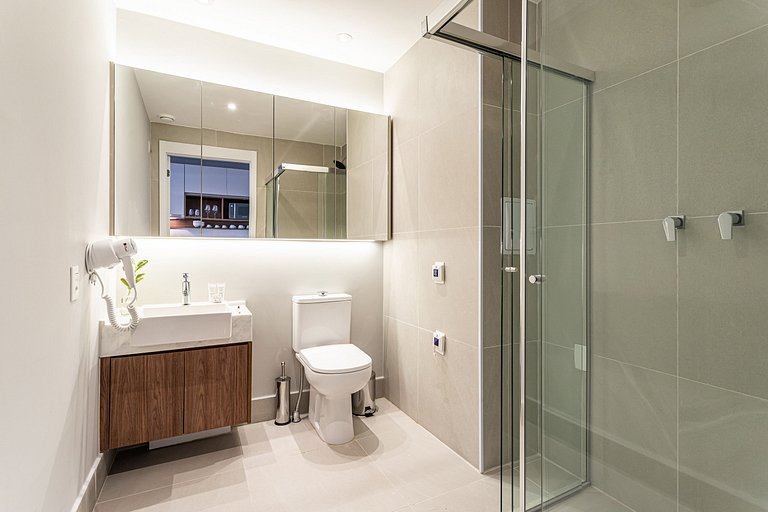 Estúdio adaptado c cama Queen | Ayra Higienópolis