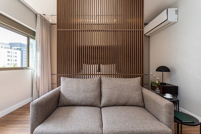 Estúdio adaptado c cama Queen | Ayra Higienópolis