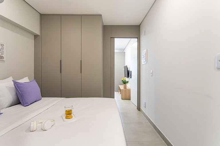 Apto completo de 1 quarto c varanda | República