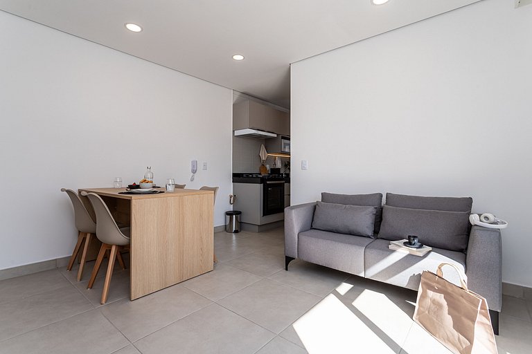 Apto 2 quartos em residencial funcional no Centro