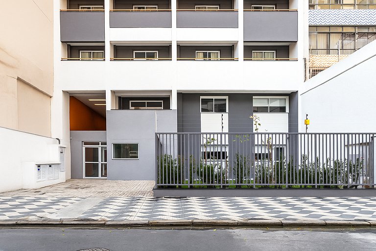 Apto 1 quarto completo com varanda | República