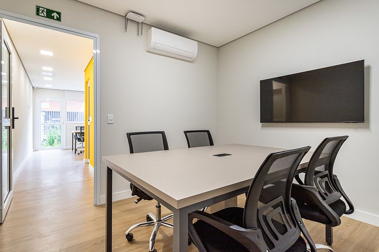 Apto 1 quarto completo com varanda | República