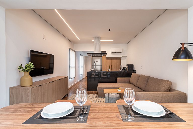 Duplex casal completo com varanda | Jardins