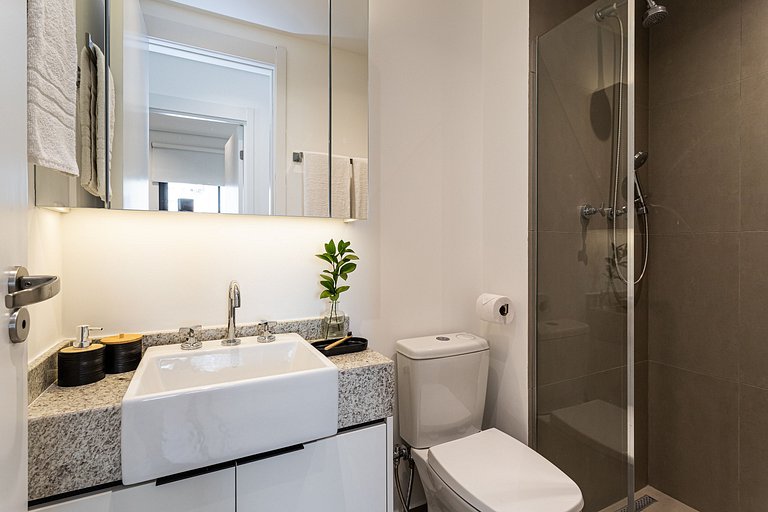 2 Quartos cama queen e varanda | Jd Paulista