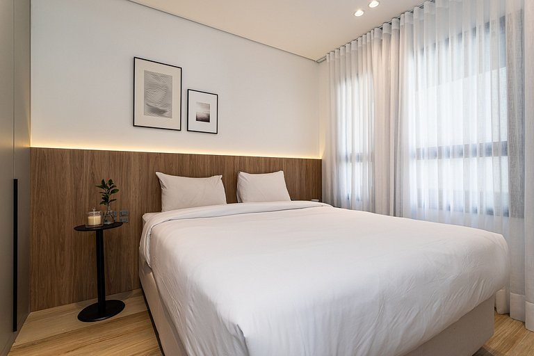 2 Quartos cama queen e varanda | Jd Paulista