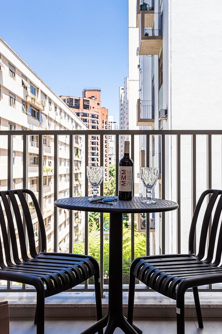 Apê novíssimo próx MASP e Casa das Rosas
