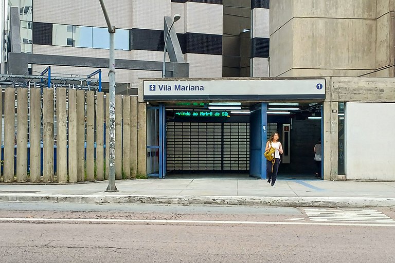Estúdio exclusivo a passos do metrô | Vl Mariana