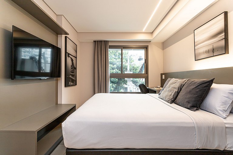 Apto exclusivo com banheira e cama queen | Jardins