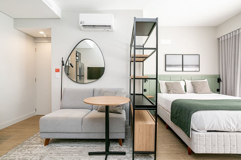 Apto exclusivo com cama queen em prédio c piscina