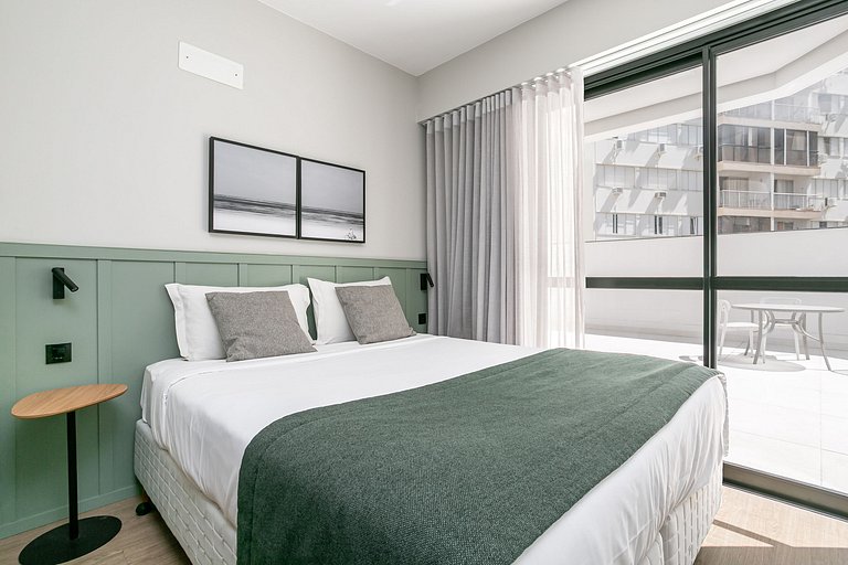 Apto exclusivo com cama queen em prédio c piscina