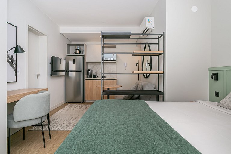Apto exclusivo com cama queen em prédio c piscina
