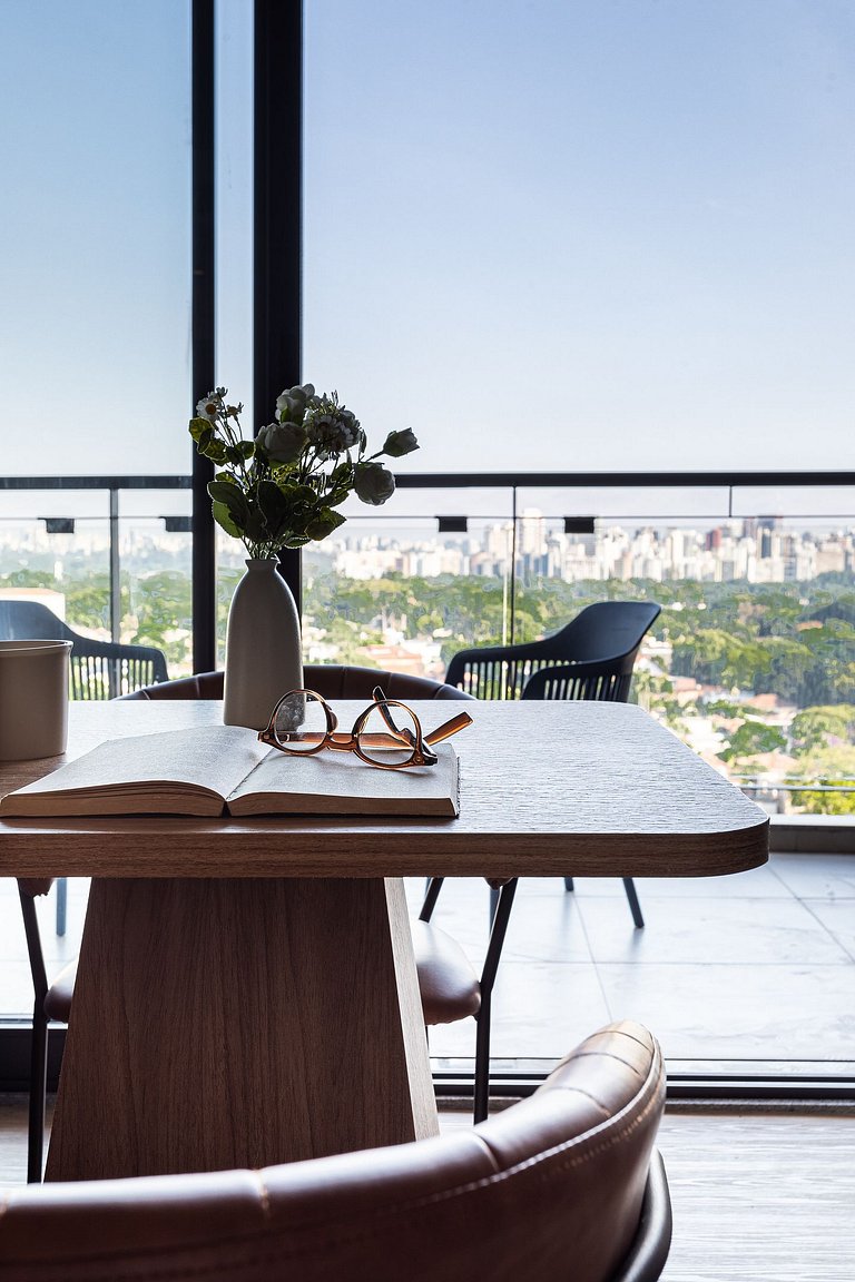 Estúdio prédio c piscina e café | Pinheiros